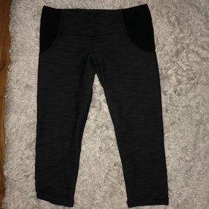 LULULEMON crop leggings